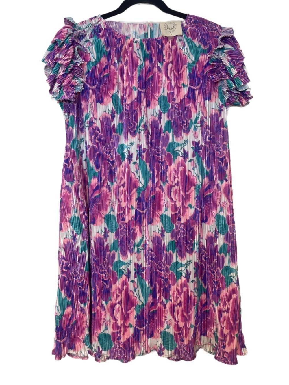 Fantastic Fawn Pleated Floral Dress| Flutter Sleeves| Size Small